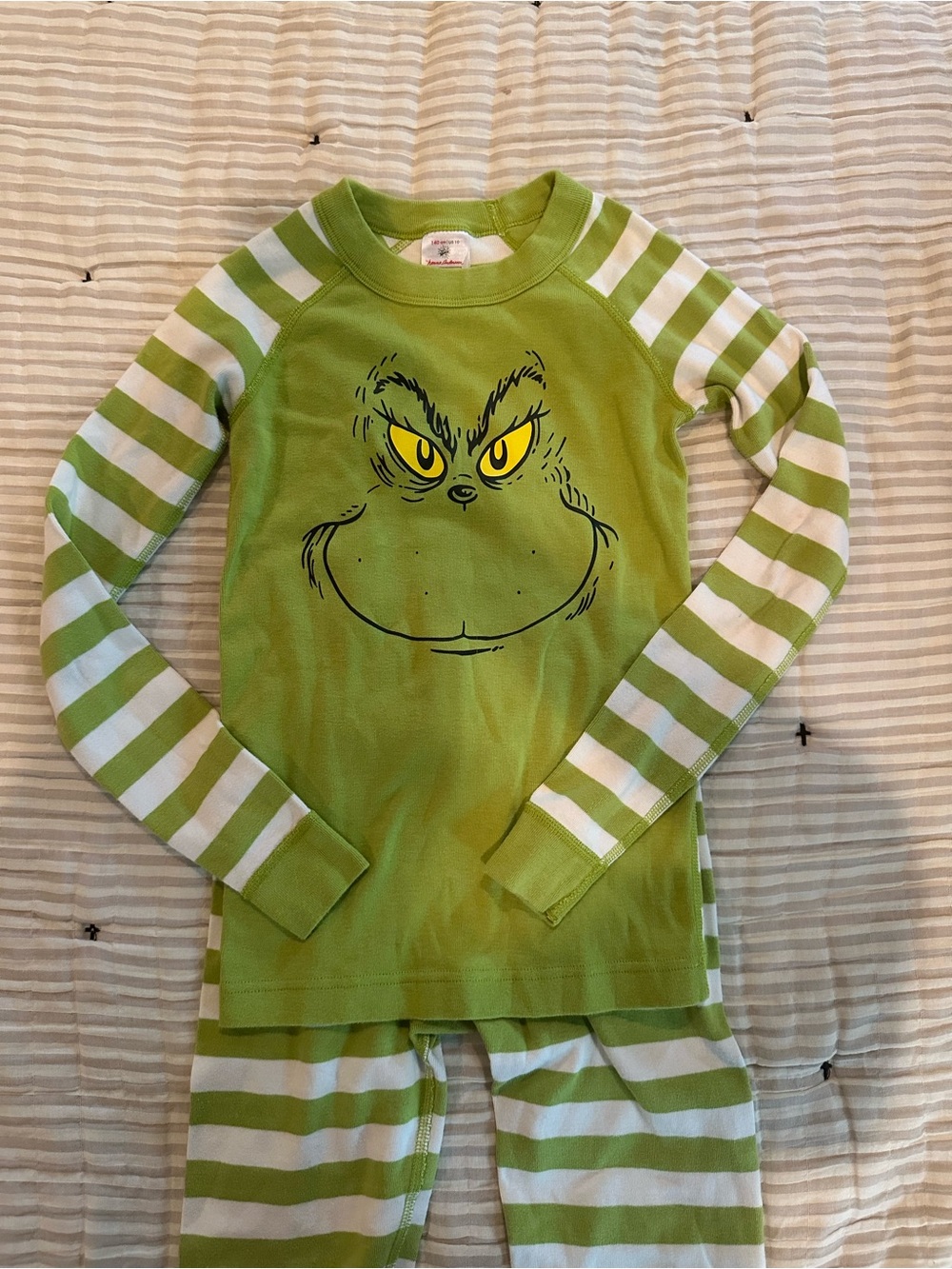 Hanna Andersson Green and Yellow Grinch Face Pajama Set